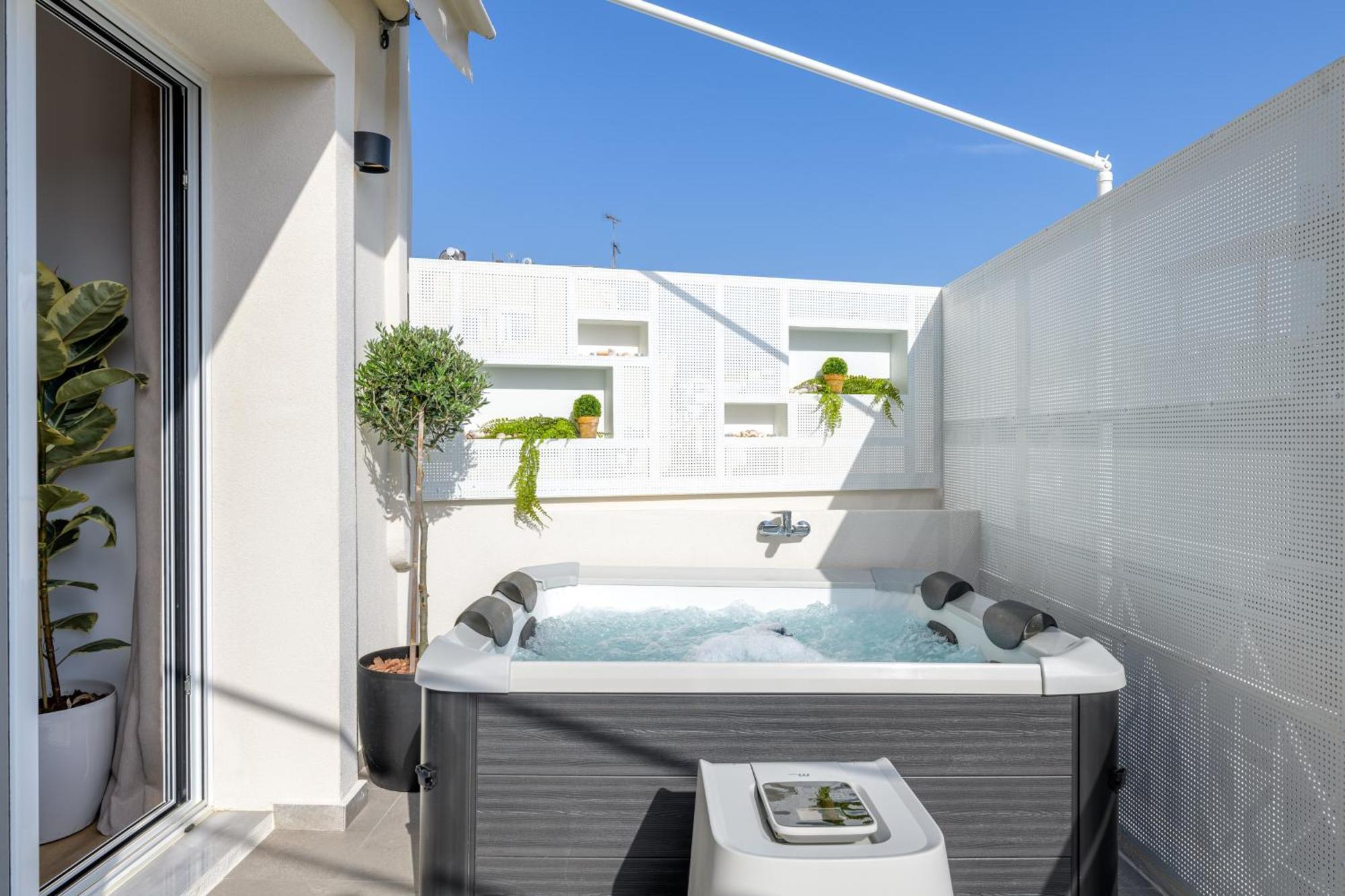 Central Sunny Loft With Plunge Pool Афіни Екстер'єр фото